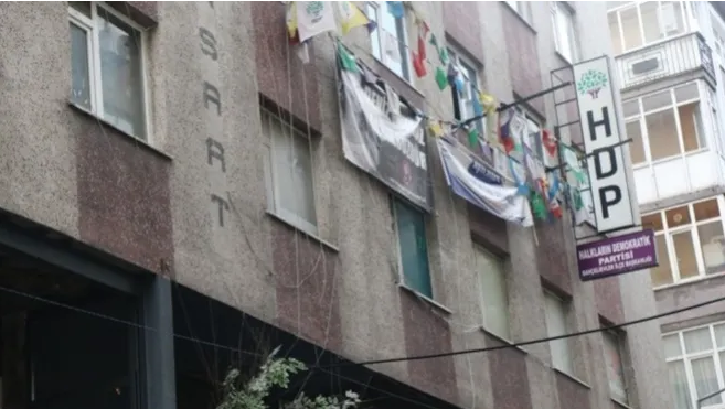 HDP İlçe Binasına Saldıran Faşist Saldırgan İçin Tutuklama Talebi