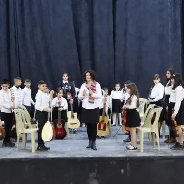 Rojava Çocuk Orkestrası Qamişlo’da Konser Verdi