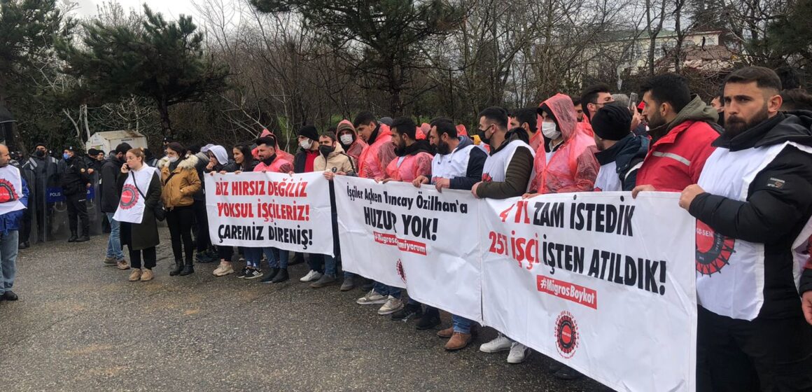 Tuncay Özilhan’ın Villasının Önünde Eylem Yapan 100 İşçi Gözaltına Alındı