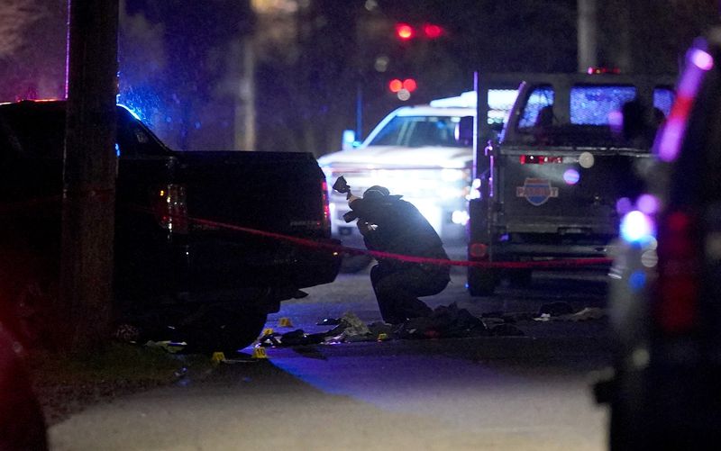 ABD’de Eylemcilere Silahlı Saldırı: 1 Kadın Yaşamını Yitirdi