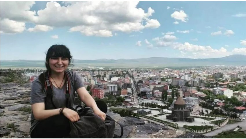Mezopotamya Ajansı Muhabiri Zeynep Durgut Gözaltına Alındı