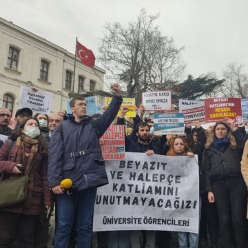 İstanbul Üniversitesi’nde Beyazıt ve Halepçe Katliamları Anıldı