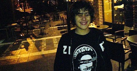 16 yaşındaki anarşist Alexis’i katleden polisin davası süresiz ertelendi