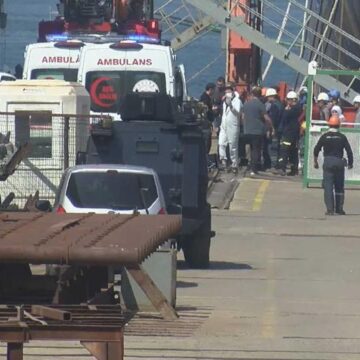Tuzla Tersanesi’nde gemide patlama: 4 işçi yaralandı