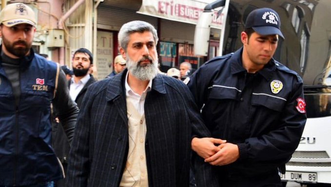 Furkan Vakfı kurucusu Alparslan Kuytul ev baskınıyla gözaltına alındı